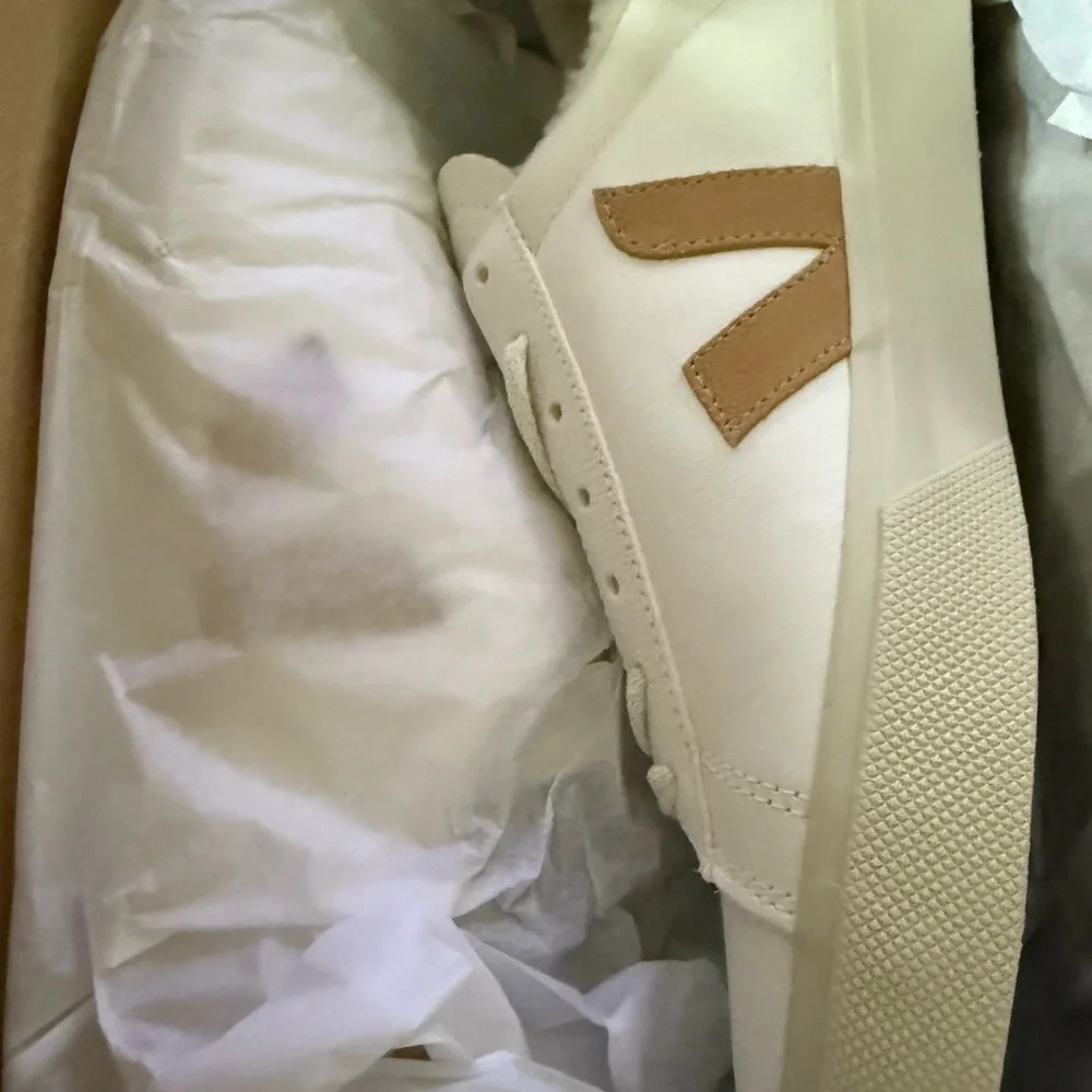 Veja Cream and Tan Women's Sneakers - Picture 4 of 5